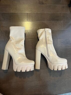 Miss Lola Beige Platform Chunk Heel Ankle Boots